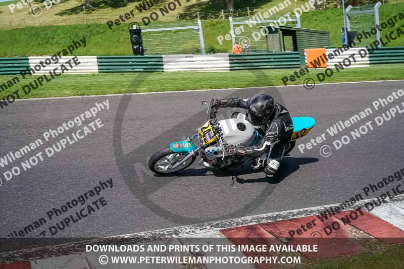 cadwell no limits trackday;cadwell park;cadwell park photographs;cadwell trackday photographs;enduro digital images;event digital images;eventdigitalimages;no limits trackdays;peter wileman photography;racing digital images;trackday digital images;trackday photos